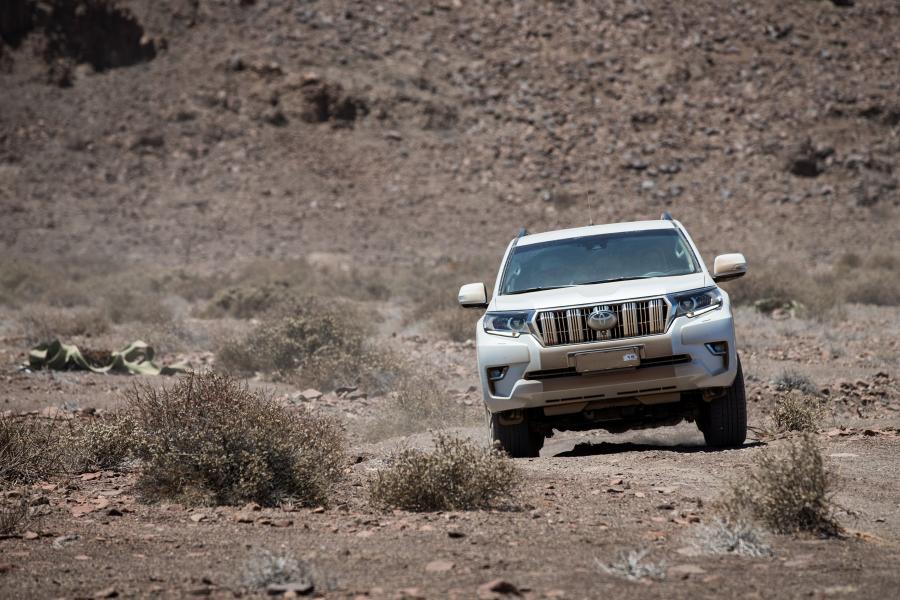  Toyota Land Cruiser Prado (150) 2017 года  (EU) (фото 24 из 50)